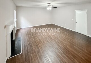 6022 Birdseye Tr in College Park, GA - Building Photo - Building Photo