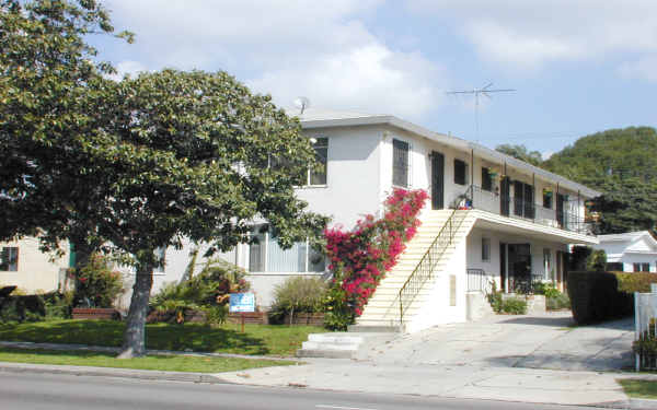 4743 Beverly Blvd in Los Angeles, CA - Foto de edificio - Building Photo