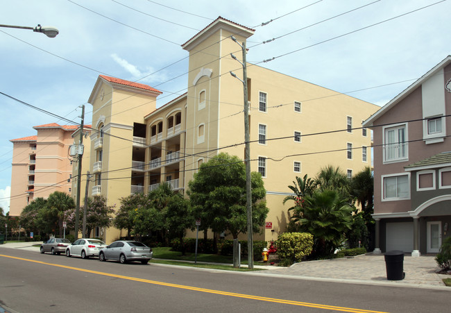 Bay Harbor in Clearwater, FL - Foto de edificio - Building Photo