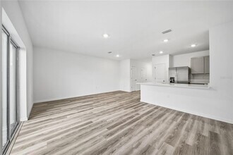 32497 Midsummer Night Ln in Wesley Chapel, FL - Building Photo - Building Photo