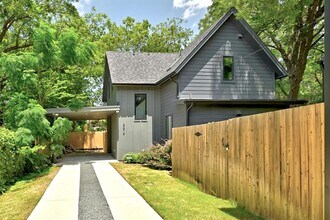 4614 Englewood Dr in Austin, TX - Building Photo - Building Photo