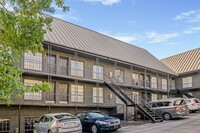 Clairmont Hill in Birmingham, AL - Foto de edificio - Interior Photo