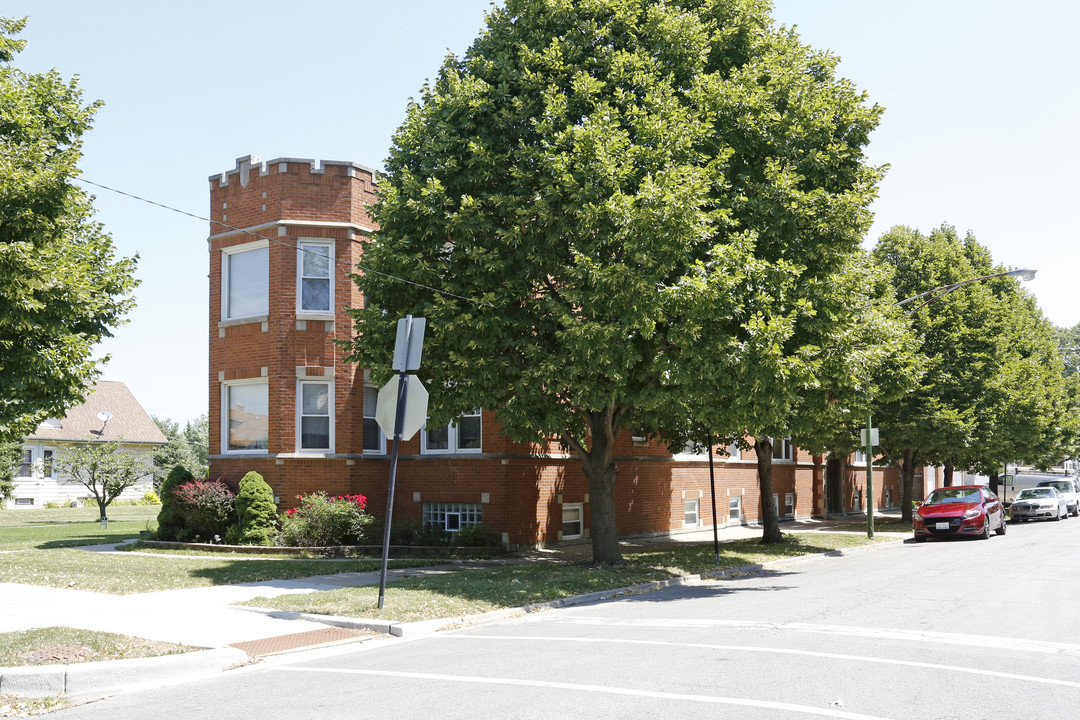 3501 N Keating Ave in Chicago, IL - Building Photo