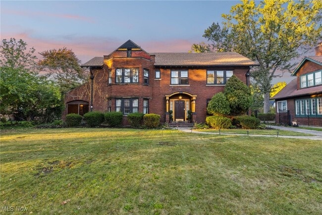 property at 11200 Lake Ave