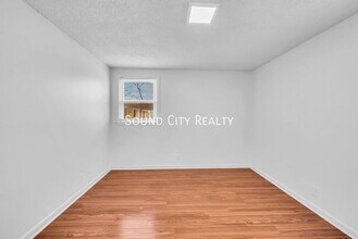 3232 Hinkle Dr in Nashville, TN - Building Photo - Building Photo