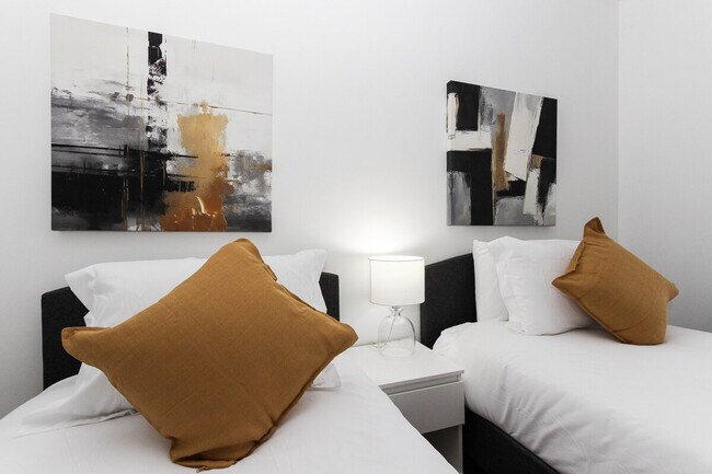 2727 Rue Saint-Patrick, Unit SI ID1261836P in Montréal, QC - Building Photo - Building Photo