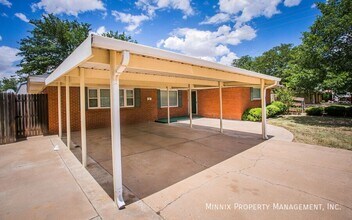 5502 9th St in Lubbock, TX - Building Photo - Building Photo