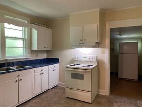 420 E Covington St in Laurinburg, NC - Building Photo - Building Photo