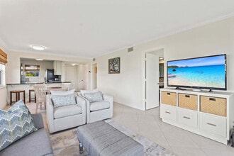 180 Pebble Beach Blvd, Unit SI ID1504160P in Naples, FL - Building Photo - Building Photo