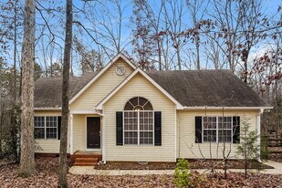 15826 Lawyers Rd in Matthews, NC - Building Photo