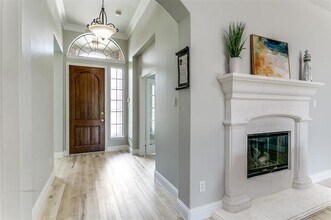412 Red Castle Dr in Lewisville, TX - Building Photo - Building Photo