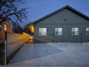 1528 Wilford Ave in Klamath Falls, OR - Foto de edificio - Building Photo