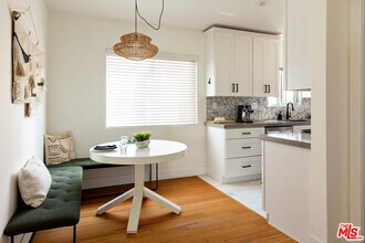 2617 Abbot Kinney Blvd in Los Angeles, CA - Building Photo - Building Photo
