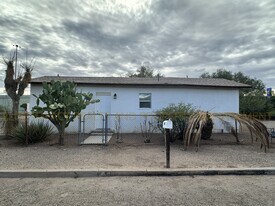 440 S Sentinel Ave in Tucson, AZ - Building Photo
