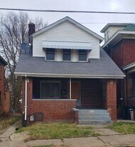 3102 Bergman St in Pittsburgh, PA - Building Photo