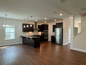 4006 Crimson Wood Ct in Greensboro, NC - Building Photo - Building Photo