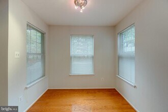 1727 Ascot Way in Reston, VA - Building Photo - Building Photo