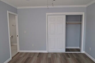 9232 1/2 Coachman Ave, Unit 9232 1/2 in Whittier, CA - Foto de edificio - Building Photo