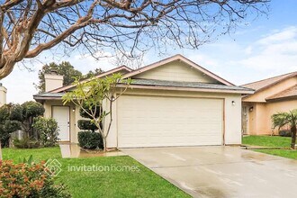 2878 N Acacia Ave in San Bernardino, CA - Building Photo - Building Photo