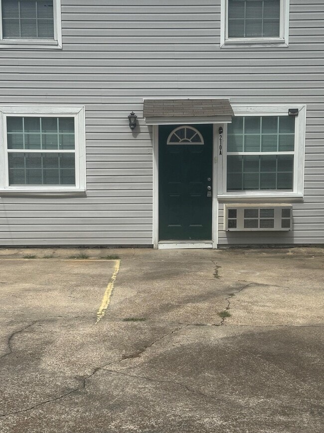property at 210 W 8th Ave