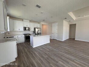 938 Rooster Holw Way in Middleburg, FL - Building Photo - Building Photo