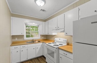 509 Lagrand Dr in Dothan, AL - Building Photo - Building Photo