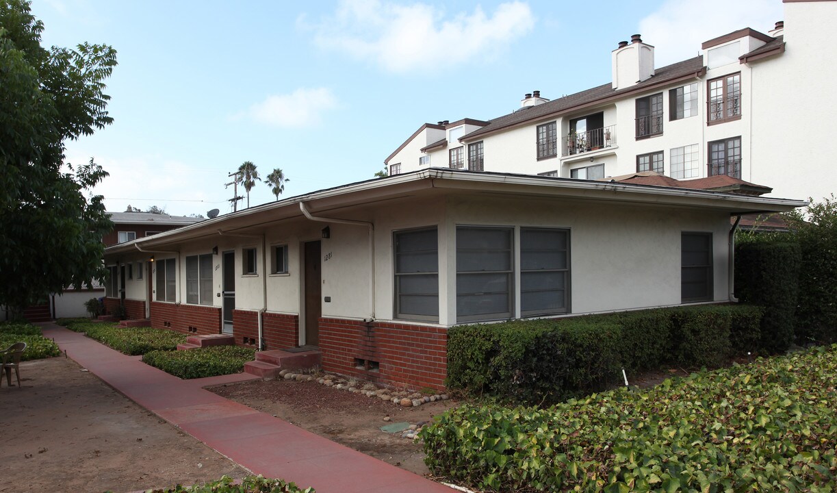 1281-1287 Robinson Ave in San Diego, CA - Building Photo