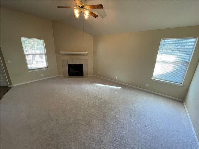 602 Losoya Ct in Hutto, TX - Building Photo - Building Photo