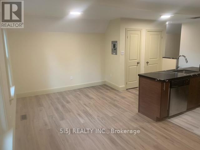 246 Bradford St in Barrie, ON - Building Photo - Building Photo