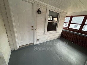 2404 Mundale Ave in Dayton, OH - Building Photo - Building Photo