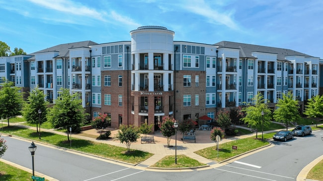 Holly Crest Apartments