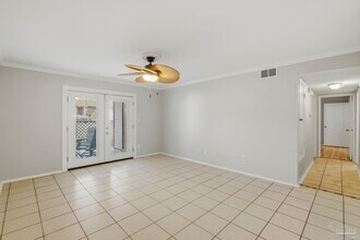 2300 W Michigan Ave in Pensacola, FL - Building Photo - Building Photo