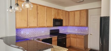 183 W Norwell Ln in Round Lake, IL - Building Photo - Building Photo