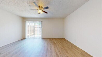 7700 Chapin Rd in Fort Worth, TX - Building Photo - Building Photo