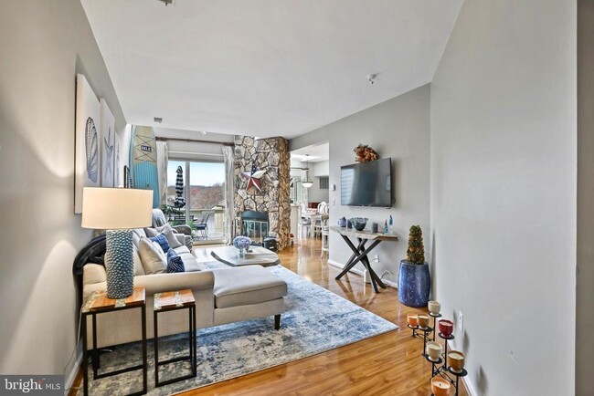 11218 Harbor Ct in Reston, VA - Building Photo - Building Photo