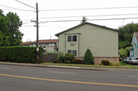 4122 SE 39th Ave in Portland, OR - Building Photo - Building Photo