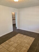 5203 Kelling St in Houston, TX - Foto de edificio - Building Photo