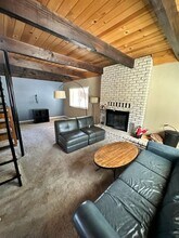 2541 Copper Way in South Lake Tahoe, CA - Building Photo - Building Photo