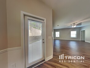 4990 Tower View Trail in Snellville, GA - Building Photo - Building Photo