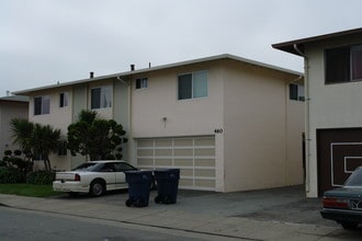 460 Studio Cir in San Mateo, CA - Building Photo - Building Photo