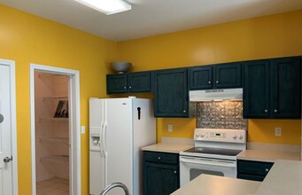 8714 Appledale Dr in Charlotte, NC - Building Photo - Building Photo