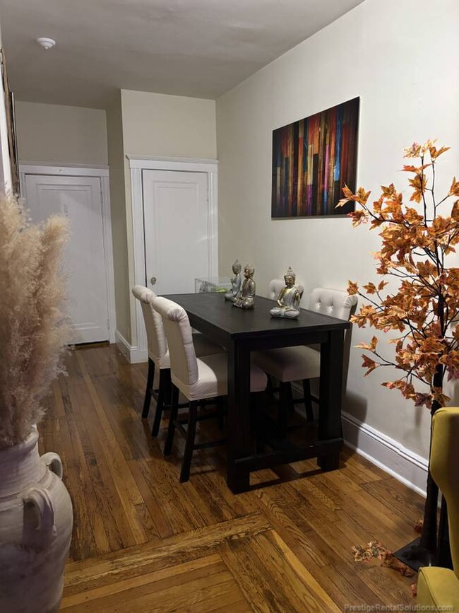 1142 River St, Unit 2R in Boston, MA - Building Photo - Building Photo