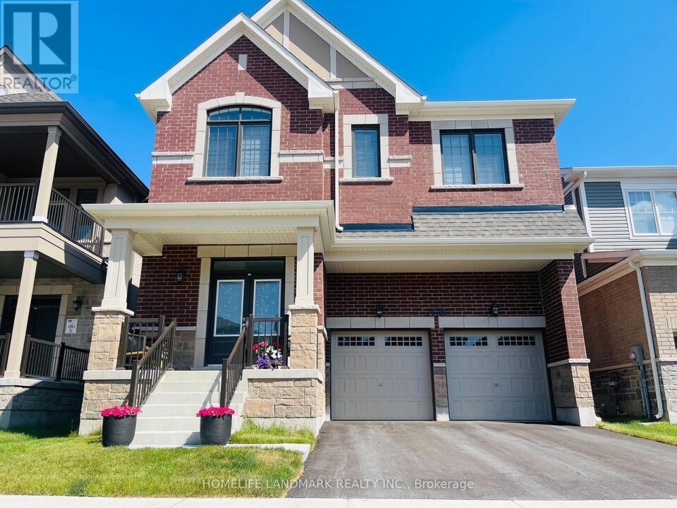 708 Newlove St in Innisfil, ON - Building Photo