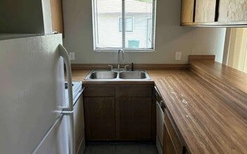 3875 NW Huntsboro St, Unit 3875 NW Huntsboro St 101 in Lake City, FL - Building Photo - Building Photo