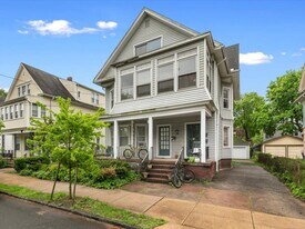 96-98 Avon St in New Haven, CT - Building Photo