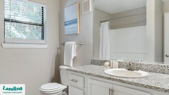 2550 Blackmon Dr in Decatur, GA - Building Photo