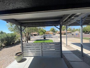 2335 N 28th St in Phoenix, AZ - Building Photo - Building Photo