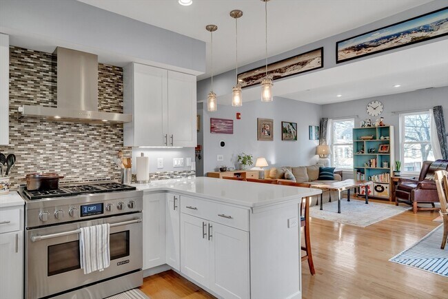 property at 104 Holland St