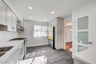 4830 El Escorial Dr in Las Vegas, NV - Building Photo - Building Photo