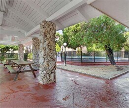 3901 SW 109th Ave in Miami, FL - Building Photo - Building Photo